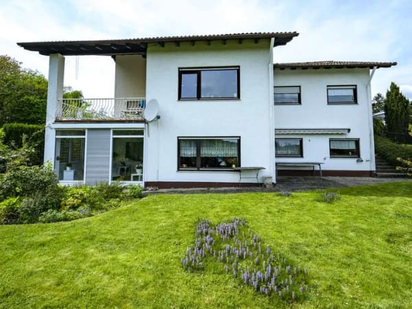 Immobilie in Horhausen (Westerwald) - Landhaus mit Einliegerwohnung - Bild 1