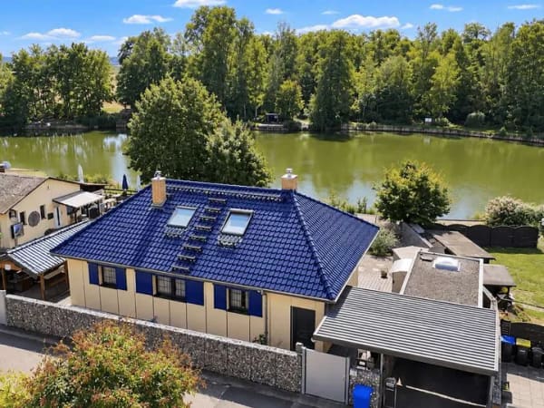 Immobilie in Reichelsheim - WOHNEN, WO ANDERE URLAUB MACHEN – außergewöhnliches Haus direkt am See bei Friedberg - Bild 3
