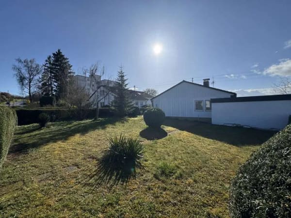 Immobilie in Sersheim - Gepflegtes Einfamilienhaus mit Einliegerwohnung in ruhiger Sackgasse - Bild 3