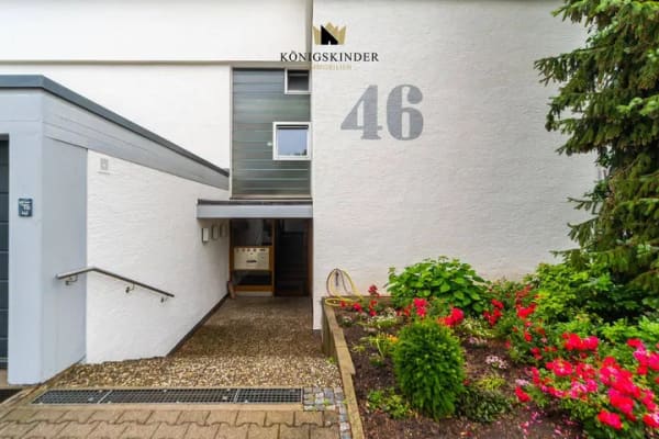 Immobilie in Esslingen am Neckar - Helle 1-Zimmer-Wohnung mit Terrasse, Gartenanteil und Stellplatz - Bild 2