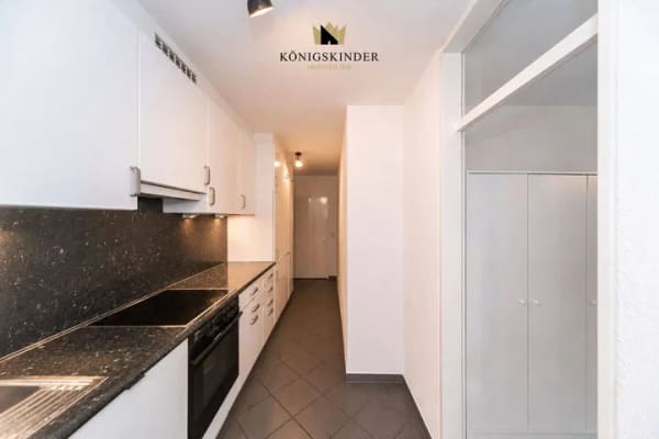 Immobilie in Esslingen am Neckar - Helle 1-Zimmer-Wohnung mit Terrasse, Gartenanteil und Stellplatz - Bild 3