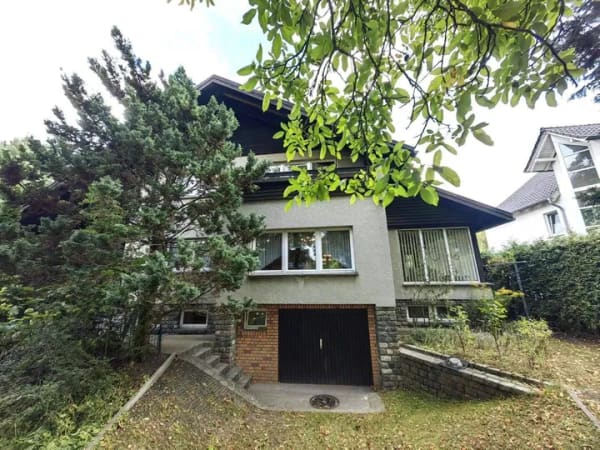 Immobilie in Woltersdorf - Repräsentative Landhausvilla auf großem Grundstück  - Bild 1