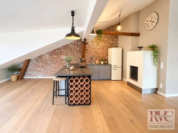 Immobilie in Laufen - Außergewöhnliche Dachgeschosswohnung mit Charme und zwei Dachterrassen - Bild 3