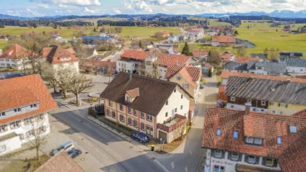 Immobilie in Argenbühl - Großzügiges Zweifamilienhaus mit Entwicklungspotenzial im Allgäu - Bild 4