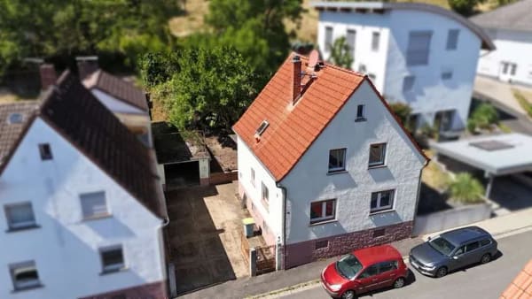 Immobilie in Gründau - Schönes Einfamilienhaus in Ortsrandlage von Hain-Gründau - Bild 0
