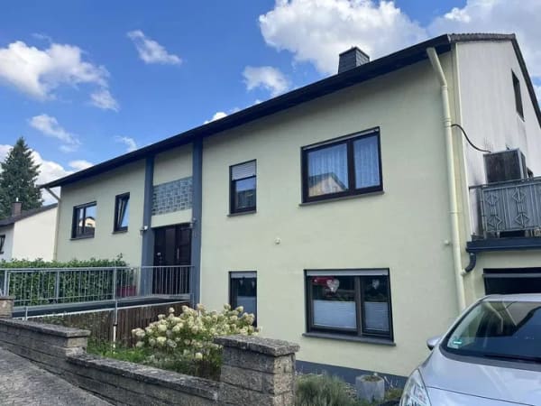 Immobilie in Singhofen - Singhofen: Kaufen statt Mieten! Sonnige Eigentumswohnung in ruhiger Lage. - Bild 0