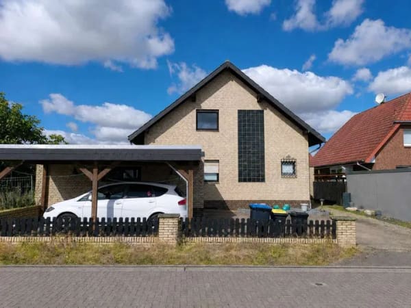 Immobilie in Sehnde - Ein Zuhause zum Ankommen – großzügiges Einfamilienhaus mit Garten in Sehnde-Haimar - Bild 0