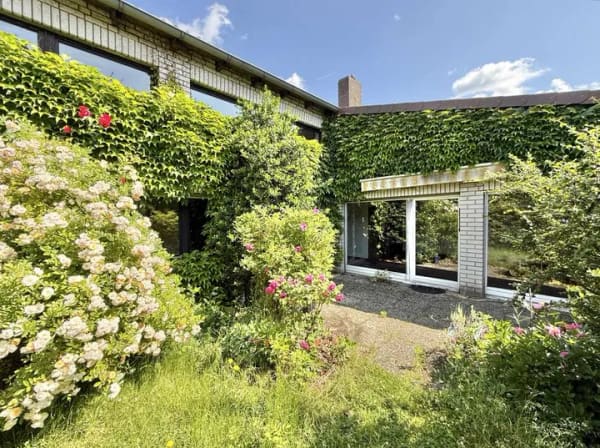 Immobilie in Isernhagen - Individuelles & großzügiges Architektenreihenhaus mit schönem Garten in beliebter Lage  - Bild 0