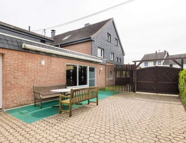Immobilie in Neustadt (Wied) - Familienfreundliches Haus mit Garten- und Hinterland
in Neustadt-Ehrenberg - Bild 3