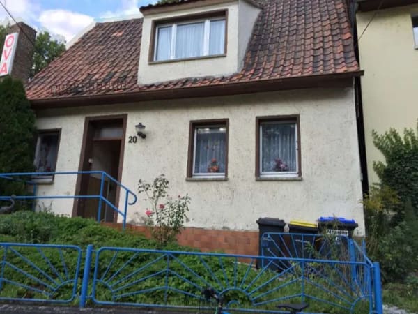 Immobilie in Dornburg-Camburg - kleines Haus in Camburg mit Hanggrundstück - Bild 0