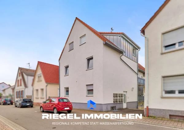 Immobilie in Lingenfeld - Sie hier? Wir auch! Eigennutzung oder Kapitalanlage, 1,5-Zimmer-Wohnung mit Balkon & PKW-Stellplatz - Bild 0