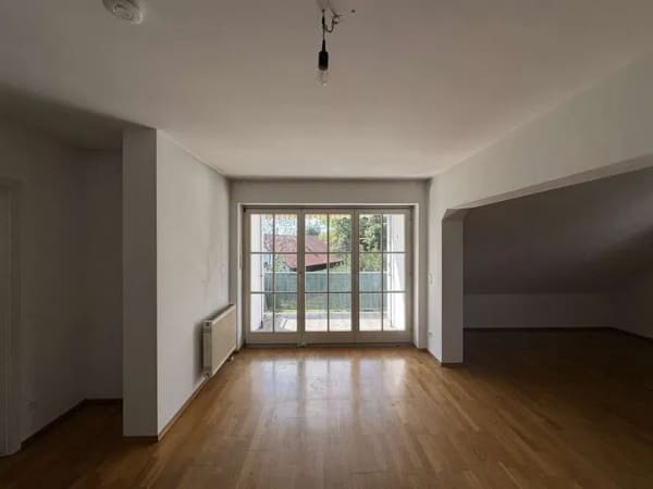 Immobilie in Buchbach - bezugsfreie 2,5 Maisonettwohnung mit Balkon und Stellplatz in Buchbach - Bild 0