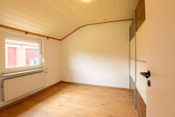 Immobilie in Südbrookmerland - Ein Zuhause mit Potenzial –  Sanierungsbedürftiges Einfamilienhaus in Südbrookmerland - Bild 4