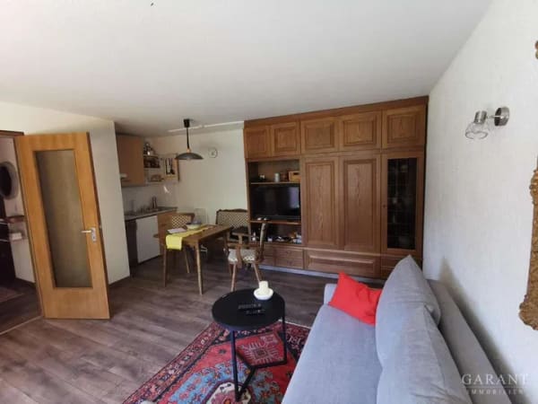 Immobilie in Seewald - Möblierte 2 Zimmer-Wohnung mit Waldblick-Balkon, sehr ruhige Lage - Bild 1