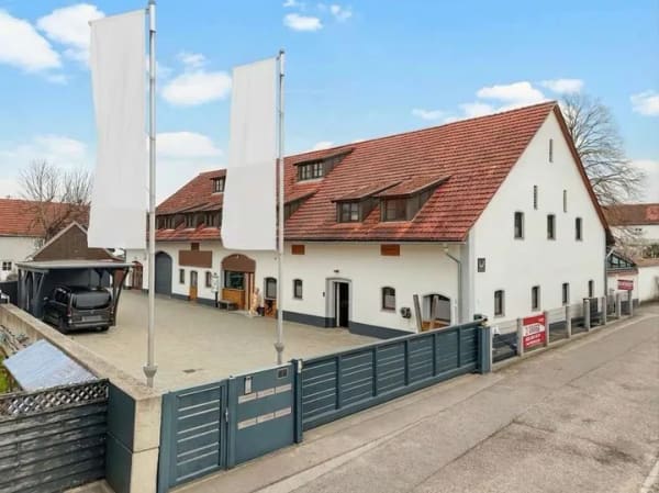 Immobilie in Kühbach - Historischer Wohntraum für Generationen – stilvoll wohnen & clever investieren - Bild 2