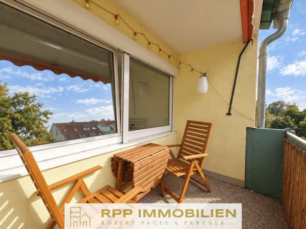 Immobilie in Oberschleißheim - Renovierte 3-Zimmerwohnung mit sonniger West-Loggia in Oberschleißheim - Bild 1