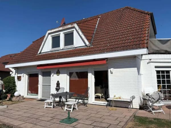 Immobilie in Bubenheim - Einfamilienhaus mit ELW und tollem Gartengrundstück - Bild 0