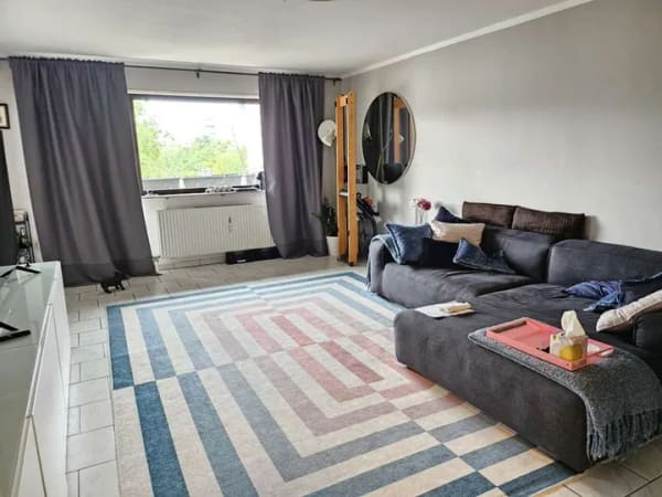 Immobilie in Schwetzingen - *großzügige Wohnung mit Balkon*Tiefgaragenstellplatz* - Bild 3