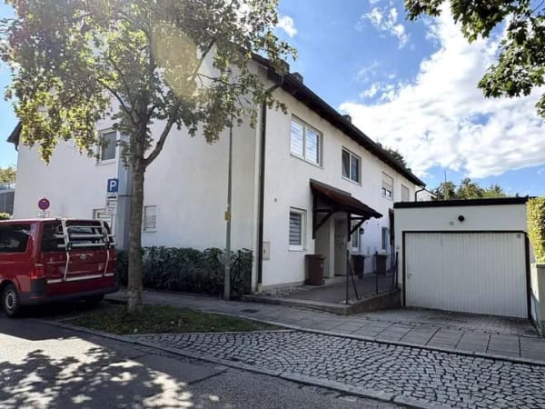 Immobilie in Unterföhring - Gepflegtes Reihenendhaus mit 2 TG-Stellplätzen in Unterföhring, sofort frei - Bild 3