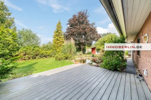 Immobilie in Altlandsberg - IMMOBERLIN.DE - Adrettes Haus mit Südwestgarten und Doppelgarage in ländlicher Lage - Bild 0
