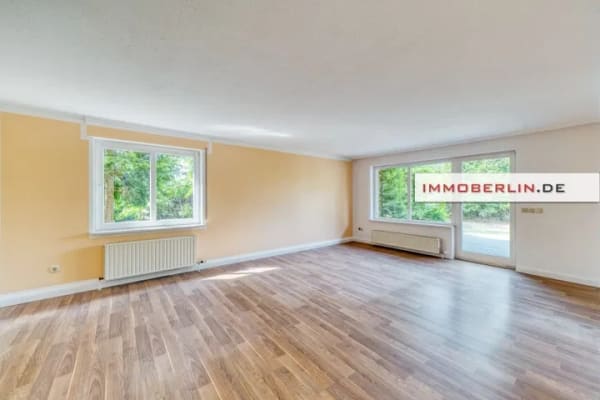 Immobilie in Altlandsberg - IMMOBERLIN.DE - Adrettes Haus mit Südwestgarten und Doppelgarage in ländlicher Lage - Bild 3