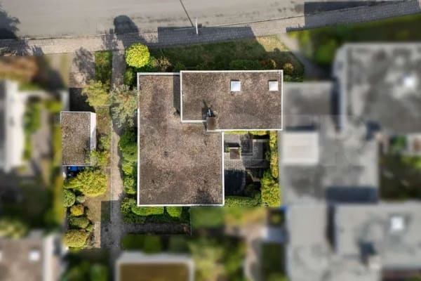 Immobilie in Hamm - Vielseitiger Bungalow mit Kaminzimmer, Garage und  sonnigem Südwestgarten auf Erbbaugrundstück - Bild 2