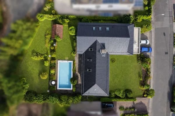 Immobilie in Petersberg - Villa mit Weitblick – bereit, wachgeküsst zu werden - Bild 4