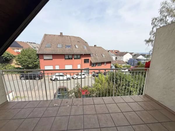 Immobilie in Oestrich-Winkel - Gepflegte 3 ZKB-Wohnung mit Balkon in ruhiger Lage von Hallgarten - Bild 3