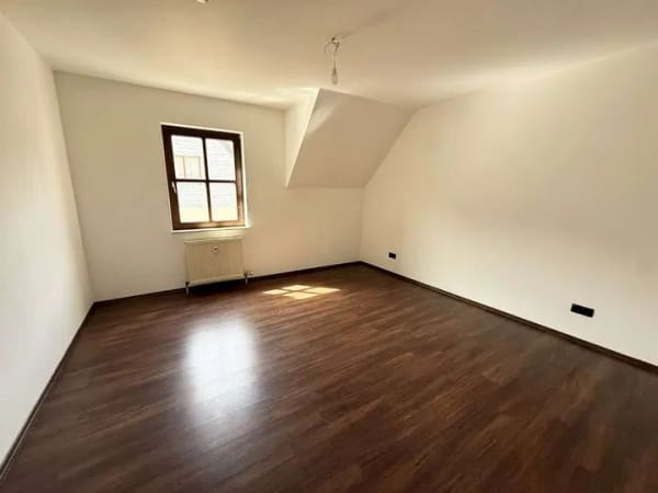 Immobilie in Oestrich-Winkel - Gepflegte 3 ZKB-Wohnung mit Balkon in ruhiger Lage von Hallgarten - Bild 4