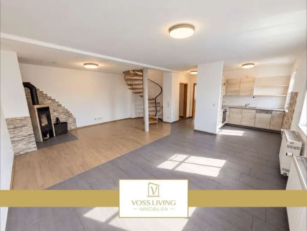 Immobilie in Bad Nauheim - Renovierte und großzügige hausähnliche Wohnung mit eigenem Eingang auf 3 Etagen + Garage und Garten - Bild 0