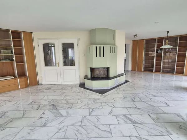 Immobilie in Staig - **Alles außer gewöhnlich - Repräsentatives Wohnhaus in ruhiger Lage!** - Bild 3