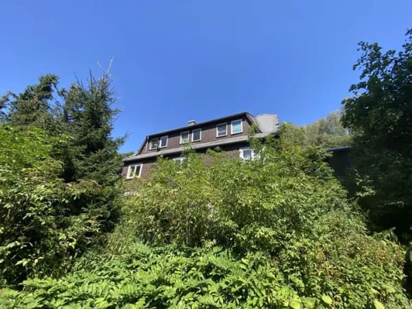 Immobilie in Seiffen/Erzgebirge - Historisches Anwesen mit Haupthaus, Anbauten und großem Grundstück in Kurort Seiffen - Bild 0