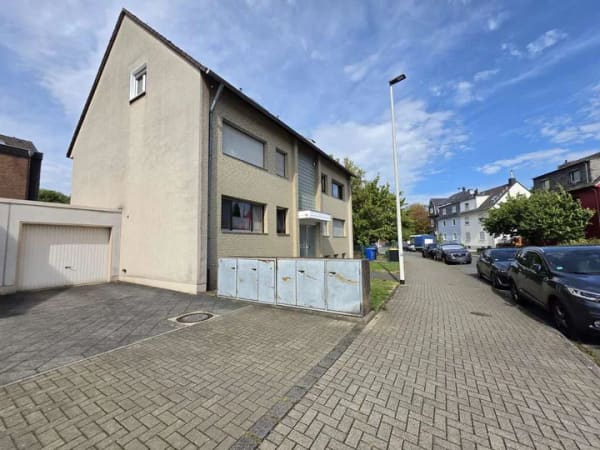 Immobilie in Hilden - Gepflegtes 6-Familienhaus in Hilden. Attraktiver Wohnstandort zwischen Rheinland und Bergischem Land - Bild 2