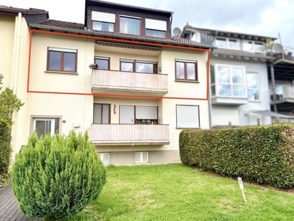 Immobilie in Altenkirchen (Westerwald) - **Großzügige 3-Zimmer-Eigentumswohnung mit zwei Balkonen in Altenkirchen** - Bild 1