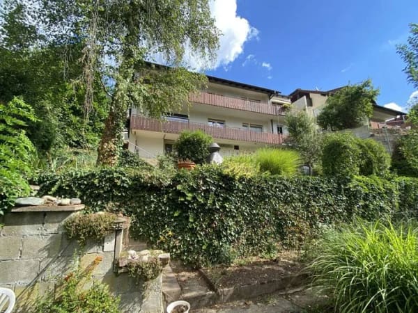 Immobilie in Gemünden am Main - Großzügiges Wohnhaus mit Weitblick und Einliegerwohnung - Bild 0