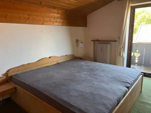 Immobilie in Unterwössen - Dachgeschosswohnung in Unterwössen mit traumhaftem Blick in die Berge - Bild 2