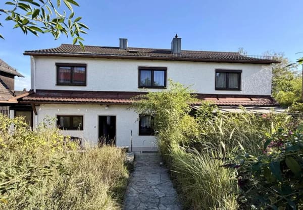 Immobilie in Kelheim - Familienfreundliches Haus mit Traumgarten in Kelheim-Affecking - Bild 2