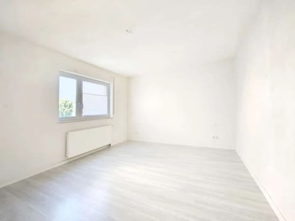 Immobilie in Rhens - Attraktive 3-Zimmer-Wohnung mit Terrasse und Stellplatz in ruhiger Lage - Bild 2