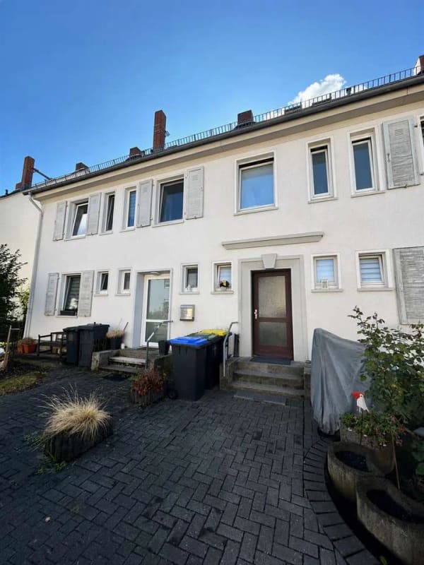 Immobilie in Gießen - Reihenendhaus mit Entwicklungspotenzial - Bild 0