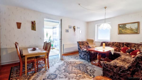 Immobilie in Ferna - Ein Zuhause für die ganze Familie: Einfamilienhaus mit Garten in Ferna - Bild 2