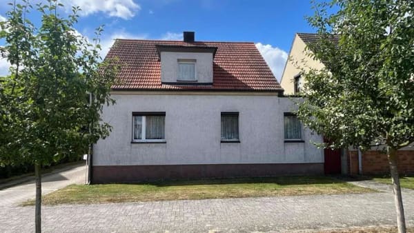 Immobilie in Neutrebbin - Dörfliche Idylle trifft auf viel Raum - Bild 1