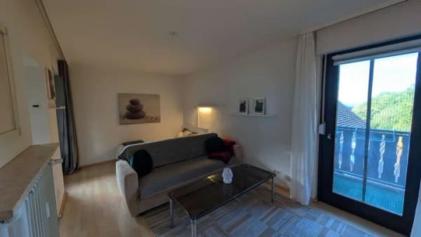 Immobilie in Sasbachwalden - Charmante 1,5-Zimmer-Etagenwohnung mit TG-Stellplatz – Ideal für Eigennutzer oder Kapitalanleger! - Bild 1