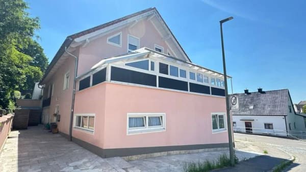 Immobilie in Mainburg - Attraktives Mehrfamilienhaus mit Gewerbeeinheit in zentraler Lage von Mainburg - Bild 2