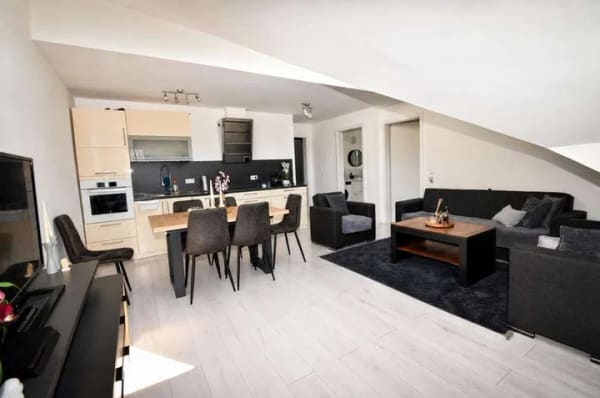 Immobilie in Meckenbeuren - TOP moderne Dachgeschosswohnung mit Balkon - ca. 58 m² - 1 Stellplatz - Bild 0