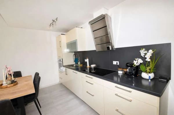 Immobilie in Meckenbeuren - TOP moderne Dachgeschosswohnung mit Balkon - ca. 58 m² - 1 Stellplatz - Bild 3