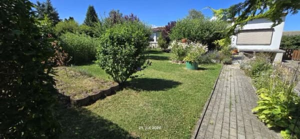 Immobilie in Gartz (Oder) - Großzügiges Einfamilienhaus mit massivem Pool, Tiefgarage und 776 m² Grundstück - Bild 1