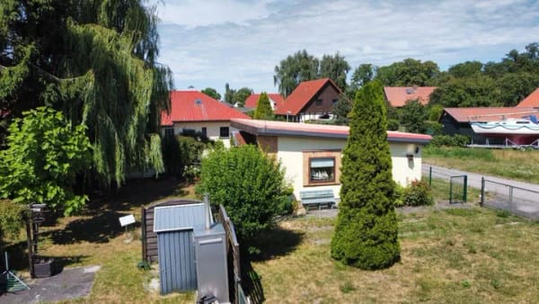 Immobilie in Lütow - Unverbauter Ausblick von Ost bis West aufs Wasser - Bild 3