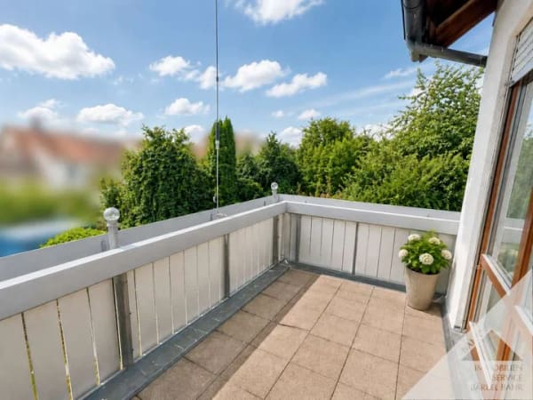 Immobilie in Gäufelden - Großzügige 4-Zimmer-Wohnung in ruhiger Lage von Öschelbronn  - Bild 1