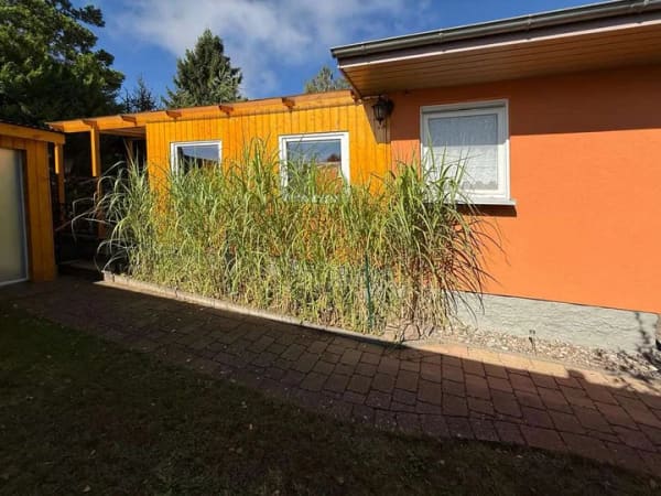 Immobilie in Heringsdorf - Gemütlicher Bungalow in ruhigiger und idyllischer Lage in unmittelbarer Nähe zum Schloonsee Bansin - Bild 2