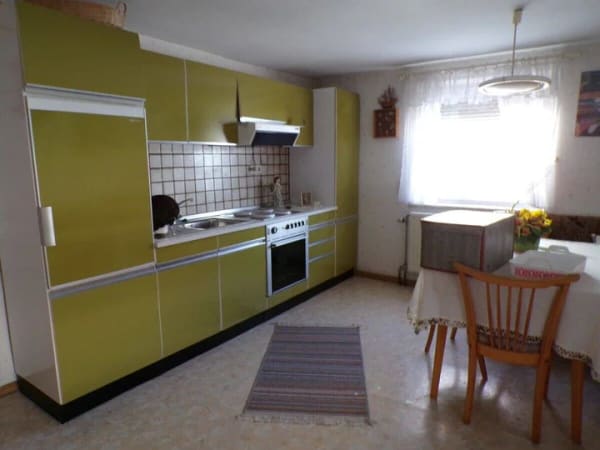 Immobilie in Ichenhausen - Ichenhausen: Sanierungsbedürftiges Einfamilienhaus mit Garage und "Stadel"! - Bild 4